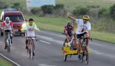 Foto de la galería: Miles de ciclistas pedalearon a Itatí, movidos por la fe