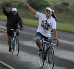 Foto de la galería: Miles de ciclistas pedalearon a Itatí, movidos por la fe