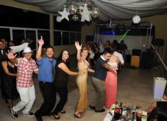 Foto de la galería: Andrea y César sellaron su amor en los papeles y ante Dios: emoción y fiesta