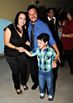 Foto de la galería: Andrea y César sellaron su amor en los papeles y ante Dios: emoción y fiesta