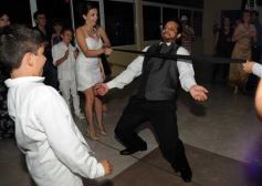 Foto de la galería: Andrea y César sellaron su amor en los papeles y ante Dios: emoción y fiesta