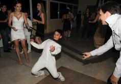 Foto de la galería: Andrea y César sellaron su amor en los papeles y ante Dios: emoción y fiesta