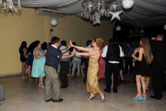 Foto de la galería: Andrea y César sellaron su amor en los papeles y ante Dios: emoción y fiesta