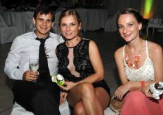 Foto de la galería: Andrea y César sellaron su amor en los papeles y ante Dios: emoción y fiesta