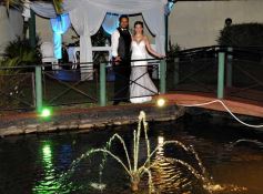 Foto de la galería: Andrea y César sellaron su amor en los papeles y ante Dios: emoción y fiesta