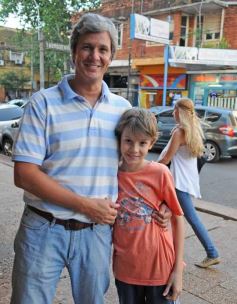Foto de la galería: Ya se siente el veranito y el fin de clases en las calles de Posadas