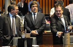 Foto de la galería: Con el 82,5% de los votos, Rovira fue reelecto presidente del Parlamento Misionero