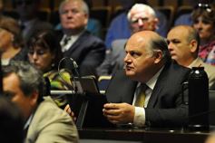 Foto de la galería: Con el 82,5% de los votos, Rovira fue reelecto presidente del Parlamento Misionero