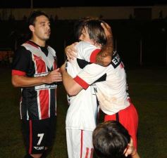 Foto de la galería: "Estoy feliz de las cosas que me dio el fútbol", dijo emocionado Polaquito Marczuk