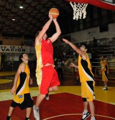 Foto de la galería: Tokio le ganó a Aemo y es finalista del Provincial