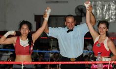 Sixto Fotografías. Deportes. Gimnacio Cheno Verdún - Las mujeres dieron cátedra en el cuadrilátero