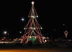 Foto de la galería: Los adornos navideños en Posadas, un deleite para los locales y también para los turistas
