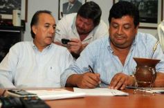 Foto de la galería: Convenio entre la EBY y Emsa por la usina de El Brete