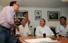 Foto de la galería: Convenio entre la EBY y Emsa por la usina de El Brete