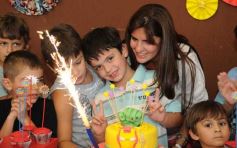 Sixto Fotografías. Sociedad. Cumpleaños - Juan Cruz a puro festejo