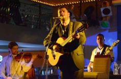 Sixto Fotografías. Sociedad. Varios - Fabián Meza le puso corazón y talento a la noche del Casino