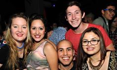 Sixto Fotografías. Sociedad. El Fogón - Noche de sábado en El Fogón