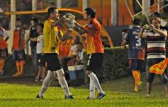 Foto de la galería: Crucero calentó motores con un buen triunfo ante Olimpia