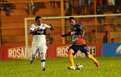 Foto de la galería: Crucero calentó motores con un buen triunfo ante Olimpia