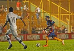 Foto de la galería: Crucero calentó motores con un buen triunfo ante Olimpia