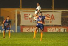 Foto de la galería: Crucero calentó motores con un buen triunfo ante Olimpia