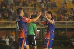 Foto de la galería: Crucero calentó motores con un buen triunfo ante Olimpia