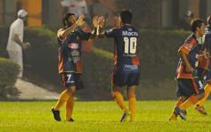 Foto de la galería: Crucero calentó motores con un buen triunfo ante Olimpia