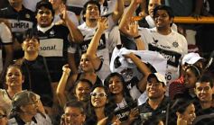 Foto de la galería: Crucero calentó motores con un buen triunfo ante Olimpia