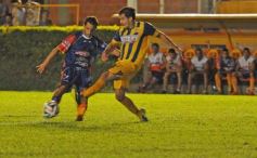 Foto de la galería: Crucero volvió a festejar ante un equipo paraguayo