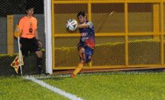 Foto de la galería: Crucero volvió a festejar ante un equipo paraguayo