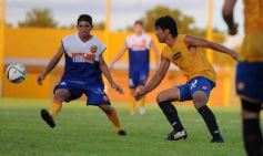 Foto de la galería: Crucero volvió a festejar ante un equipo paraguayo