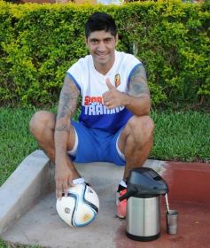 Foto de la galería: Crucero volvió a festejar ante un equipo paraguayo