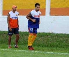 Foto de la galería: Crucero volvió a festejar ante un equipo paraguayo