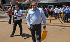 Foto de la galería: Presentan en el teatro lírico detalles de las obras sanitarias que están en ejecución en Misiones