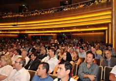 Foto de la galería: Presentan en el teatro lírico detalles de las obras sanitarias que están en ejecución en Misiones