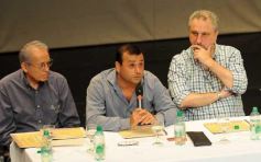 Foto de la galería: Presentan en el teatro lírico detalles de las obras sanitarias que están en ejecución en Misiones