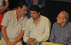 Foto de la galería: Presentan en el teatro lírico detalles de las obras sanitarias que están en ejecución en Misiones