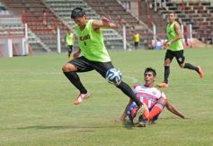 Foto de la galería: Guaraní arrancó el 2015 con una victoria ante la selección de Encarnación