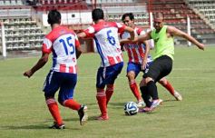 Foto de la galería: Guaraní arrancó el 2015 con una victoria ante la selección de Encarnación