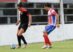 Foto de la galería: Guaraní arrancó el 2015 con una victoria ante la selección de Encarnación