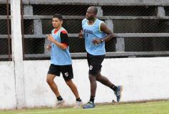 Foto de la galería: Guaraní arrancó el 2015 con una victoria ante la selección de Encarnación
