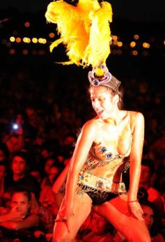 Foto de la galería: Nene Malo hizo de las suyas en el lanzamiento de los carnavales