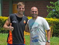 Foto de la galería: En un partido muy especial Crucero recibió al campeón aborigen