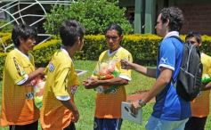 Foto de la galería: En un partido muy especial Crucero recibió al campeón aborigen