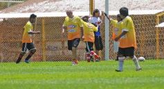 Foto de la galería: En un partido muy especial Crucero recibió al campeón aborigen