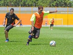 Foto de la galería: En un partido muy especial Crucero recibió al campeón aborigen