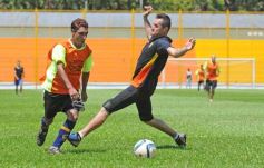 Foto de la galería: En un partido muy especial Crucero recibió al campeón aborigen