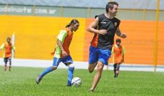 Foto de la galería: En un partido muy especial Crucero recibió al campeón aborigen