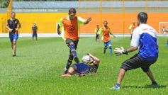 Foto de la galería: En un partido muy especial Crucero recibió al campeón aborigen