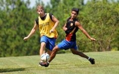 Foto de la galería: En un partido muy especial Crucero recibió al campeón aborigen